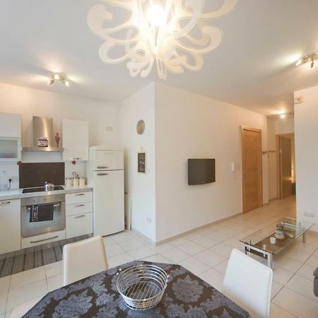 Bm1 - Blue Marine Apartment Saint Julian's Екстер'єр фото